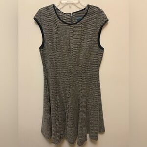 GABBY SKYE Black and Taupe Textured Mini Dress